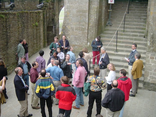 Les membres du XMLP WG reunis au debut de la visite de l'interieur de l'abbaye